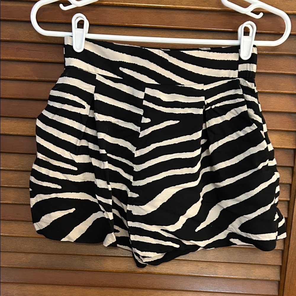 H&M Black and White Zebra Print High Waist Shorts